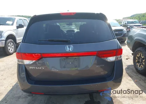 2015 Honda Odyssey Touring/Touring Elite из США, поврежденный, VIN 5FNRL5H98FB090751